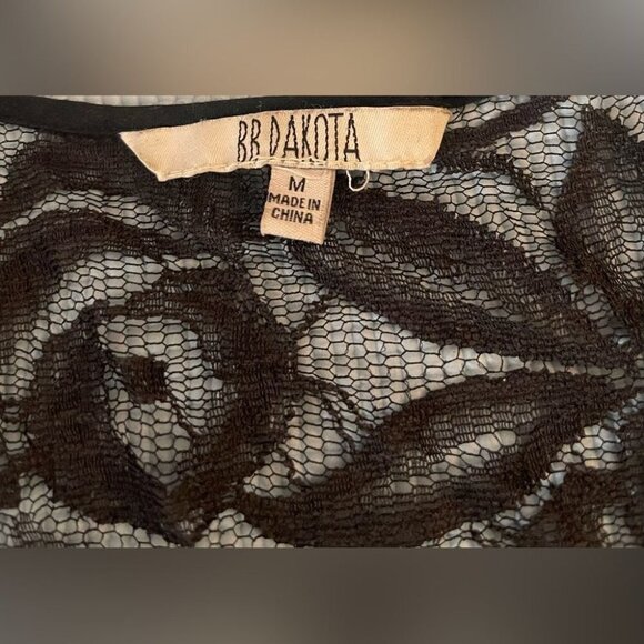 BB Dakota Black Sheer Lace Medium dressy Shirt​​ - Picture 5 of 5